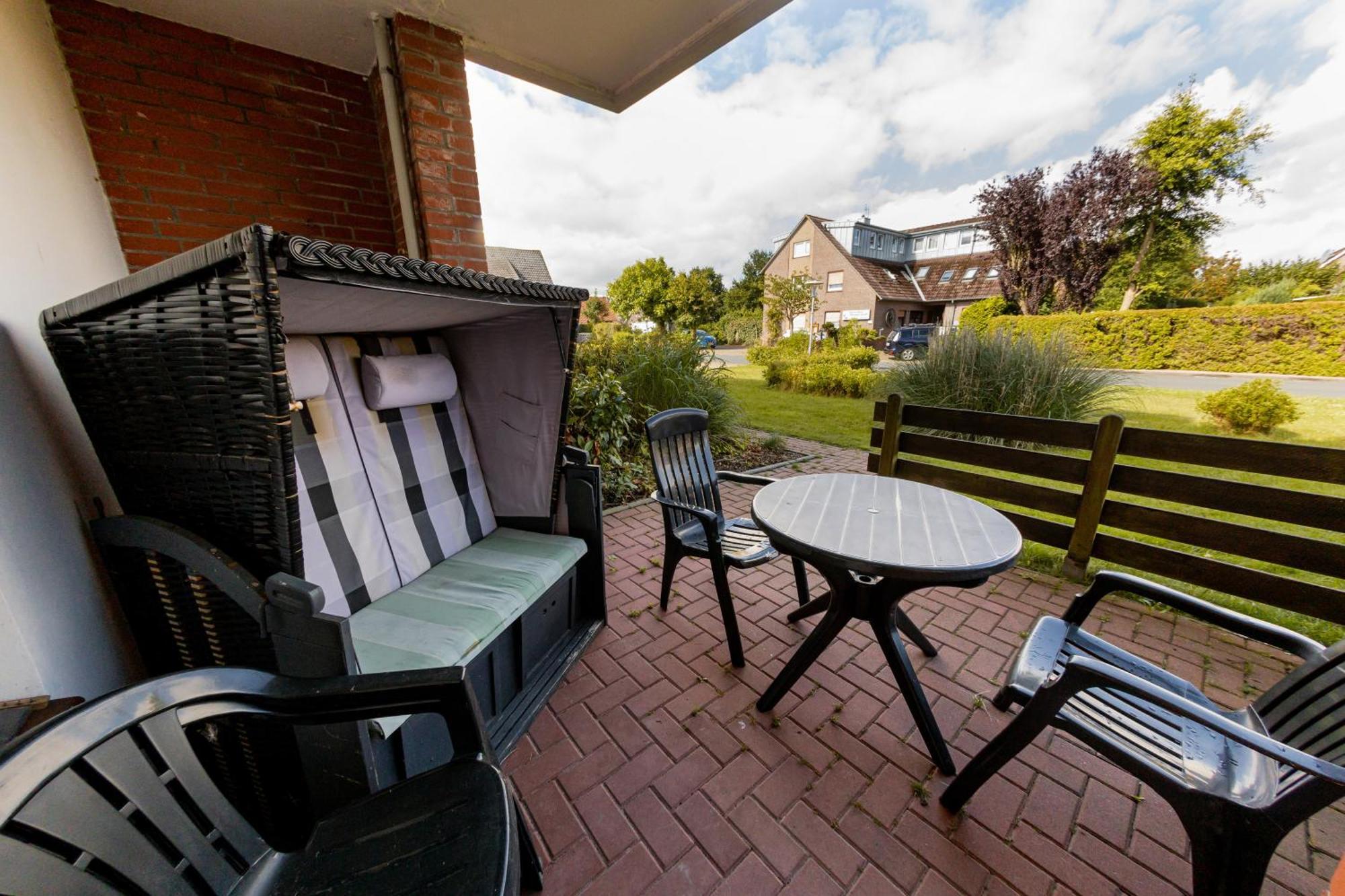 Gasthaus Deichkieker - Wo Die Nordsee Dich Umarmt Und Erholung Beginnt Horumersiel Exterior photo